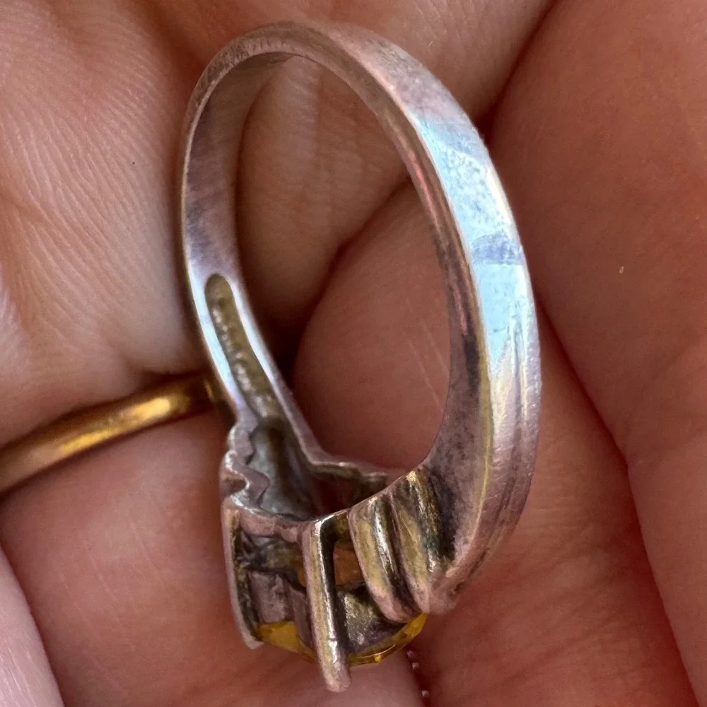 Vintage Sterling Silver Yellow Heart Shaped Citrine Stone Statement Ring Dainty